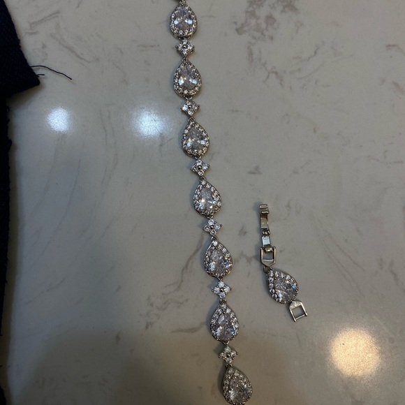 Givenchy flex bracelet - Picture 2 of 5